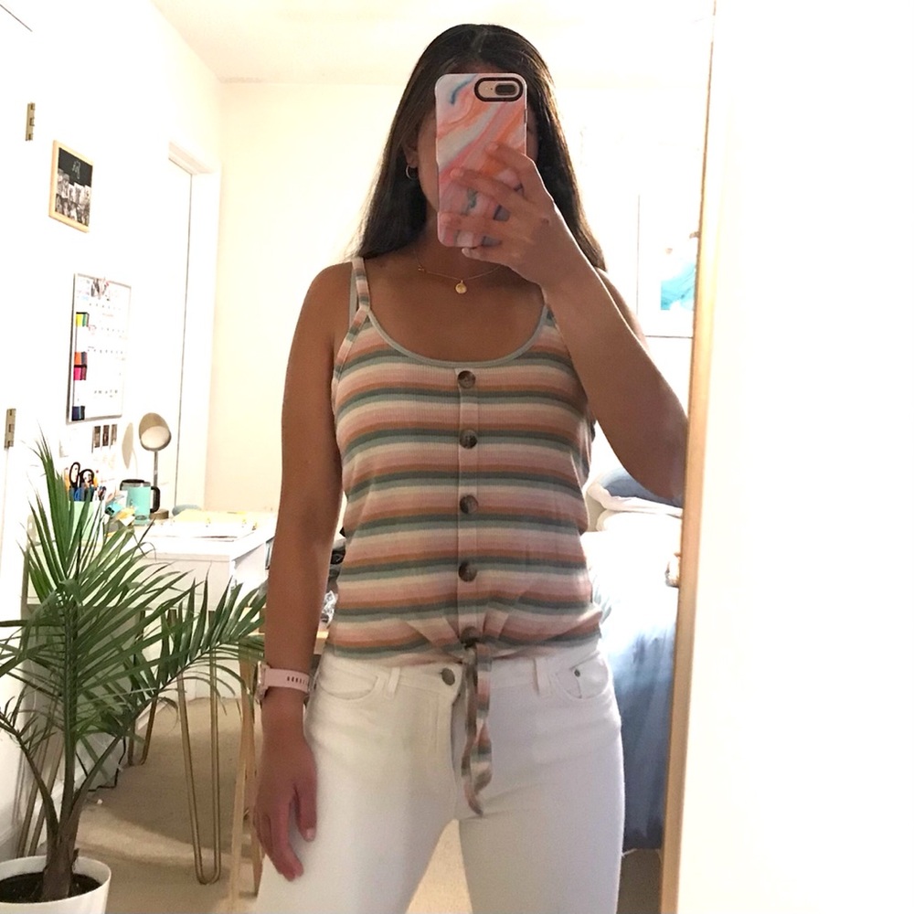 American Eagle top